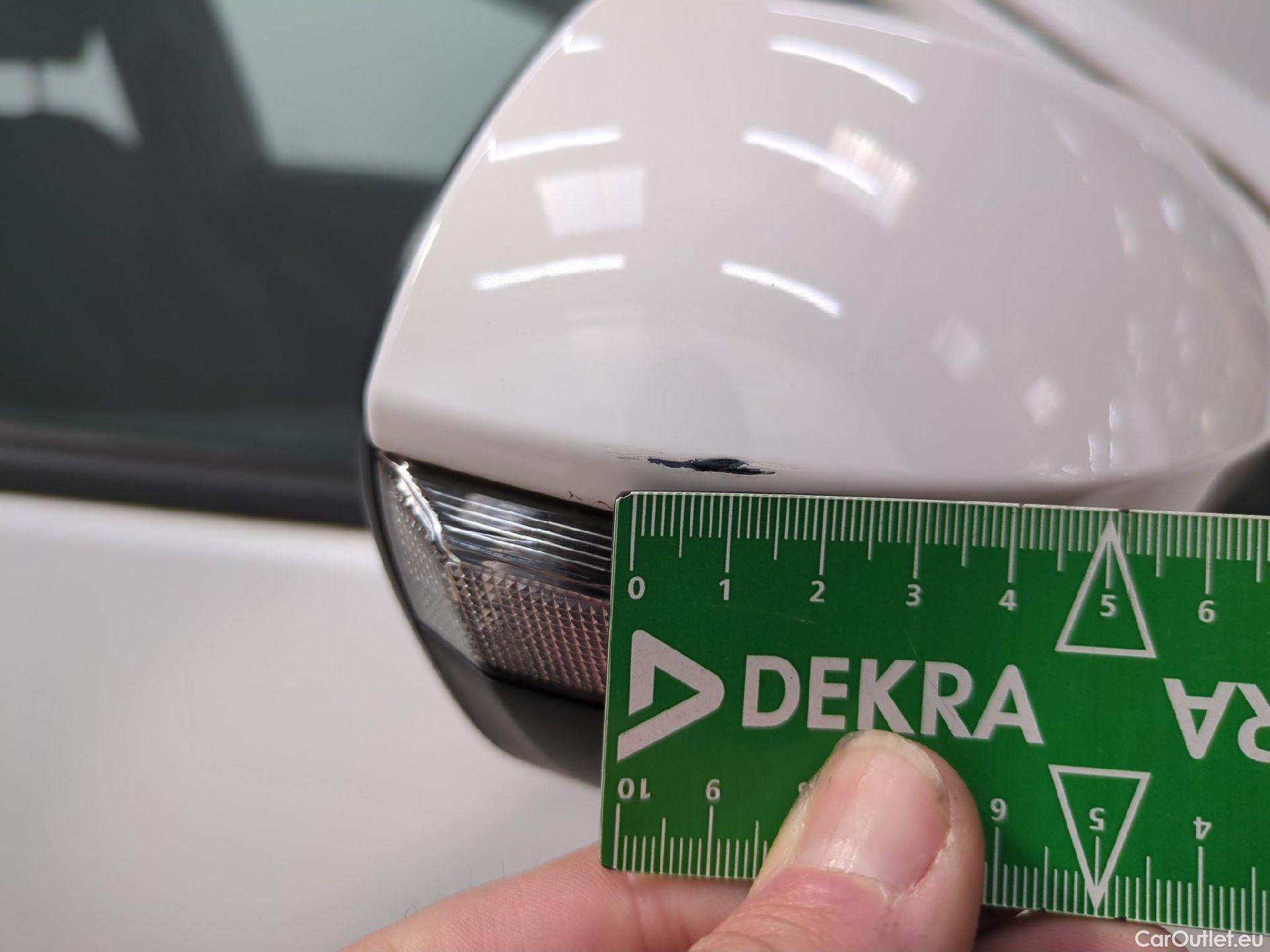  Toyota  Yaris TOYOTA  Hybride / 2019 / 5P / Berline Hybride 116h France #35