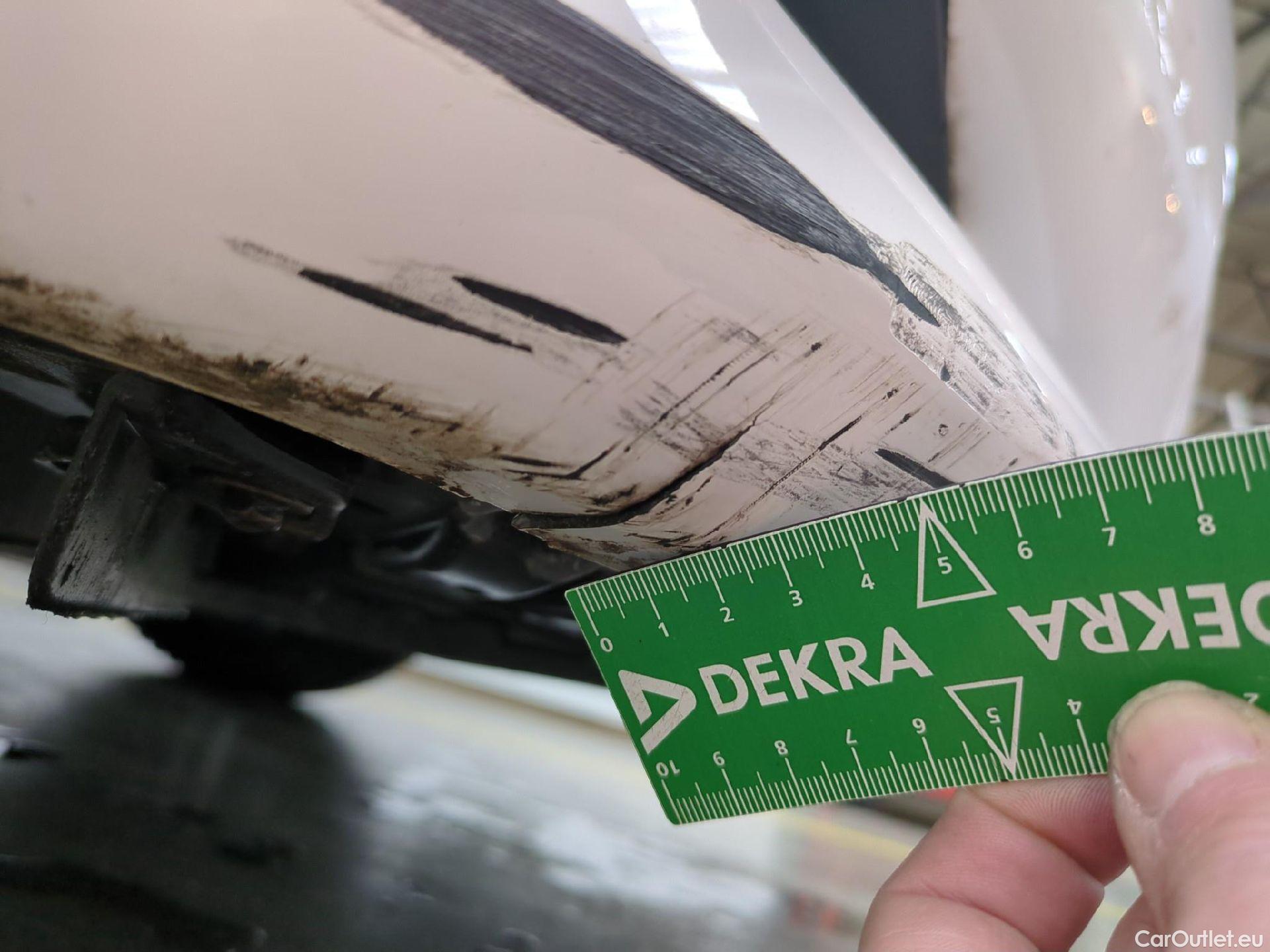  Toyota  Yaris TOYOTA  Hybride / 2019 / 5P / Berline Hybride 116h France #11