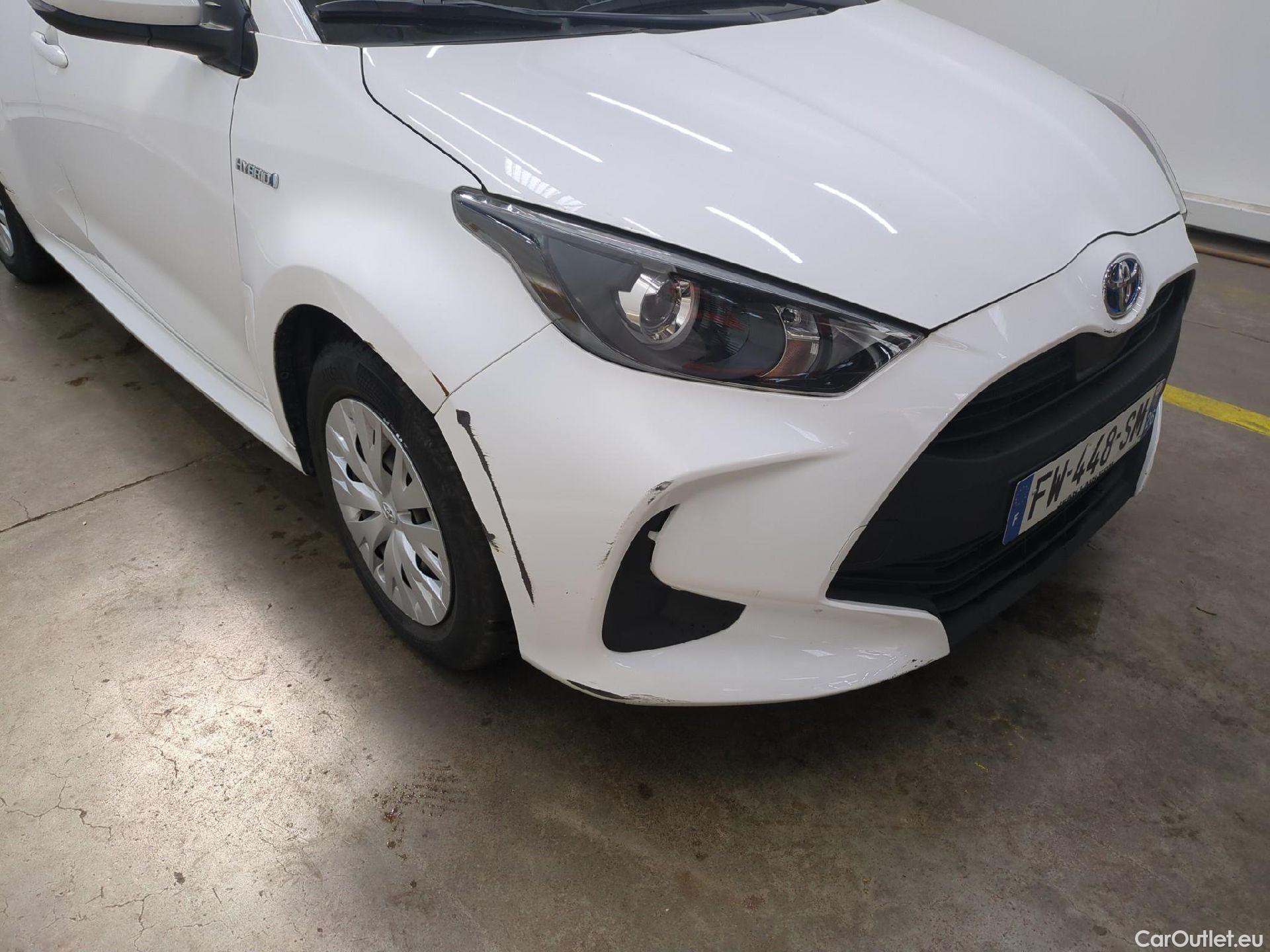  Toyota  Yaris TOYOTA  Hybride / 2019 / 5P / Berline Hybride 116h France #15