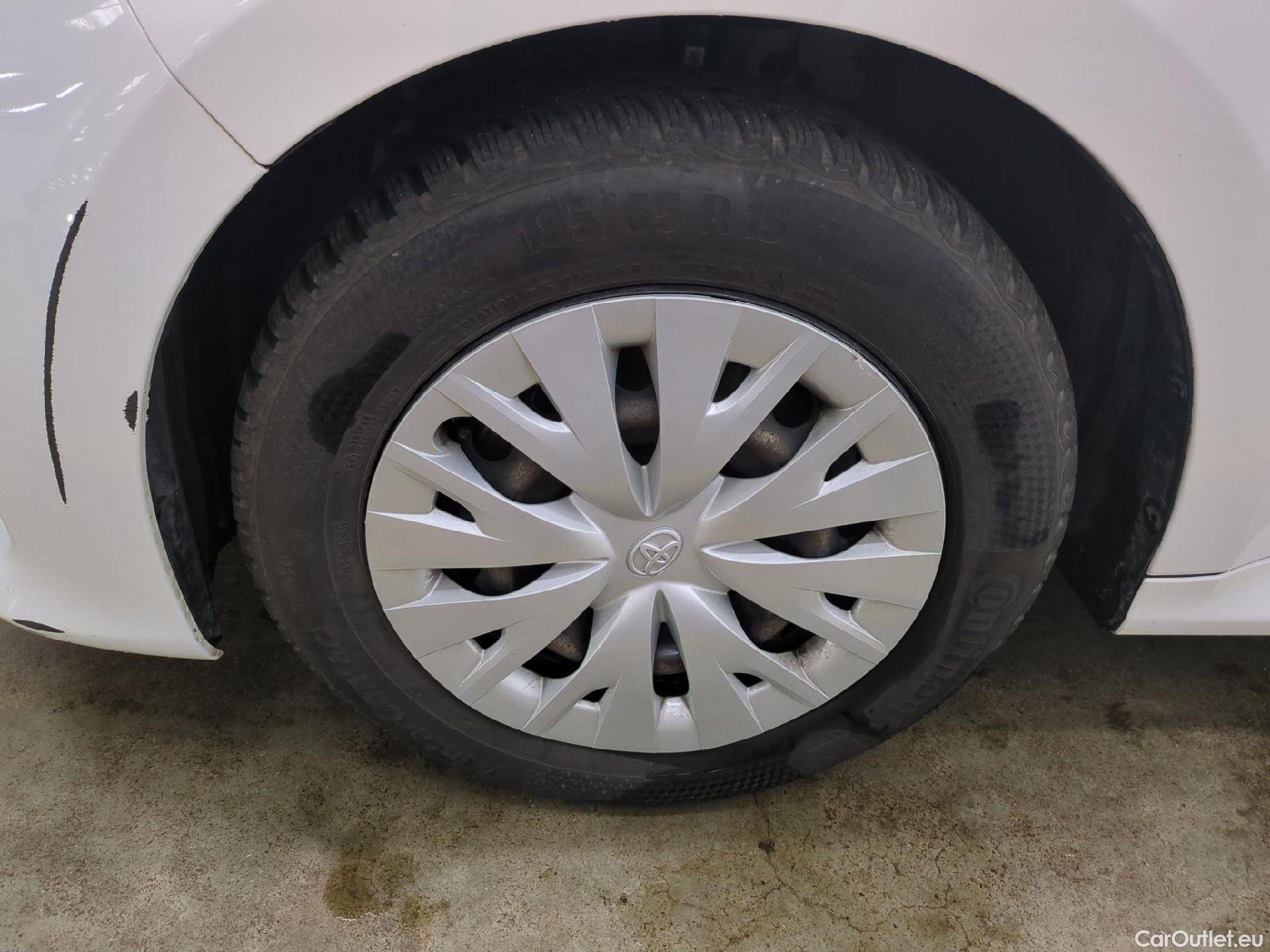  Toyota  Yaris TOYOTA  Hybride / 2019 / 5P / Berline Hybride 116h France #1