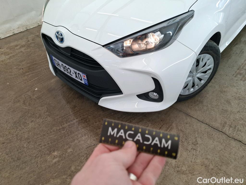  Toyota  Yaris TOYOTA  Hybride / 2019 / 5P / Berline Hybride 116h Dynamic Business Beyond Zer #5