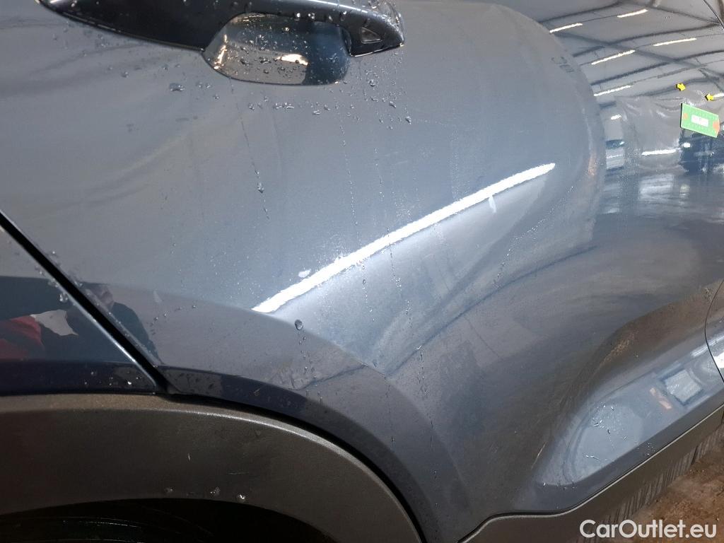  Volvo  XC 40 XC40 Momentum Plug-in Hybrid 2WD 1.5 #3