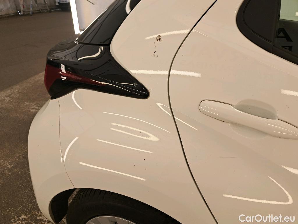  Toyota  Yaris TOYOTA  Hybride  2019  5P  Berline Hybride 116h Dynamic Business Beyond Zer #41