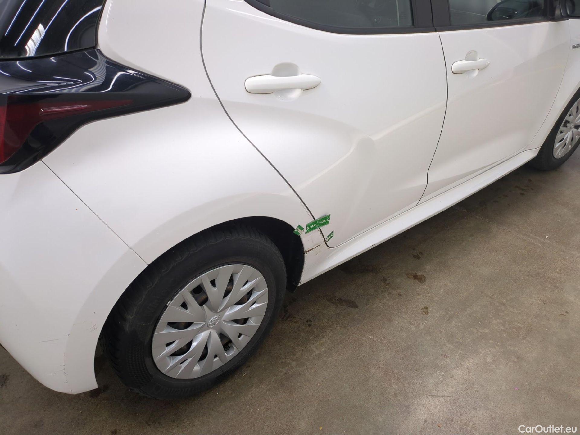  Toyota  Yaris TOYOTA  Hybride / 2019 / 5P / Berline Hybride 116h France #27