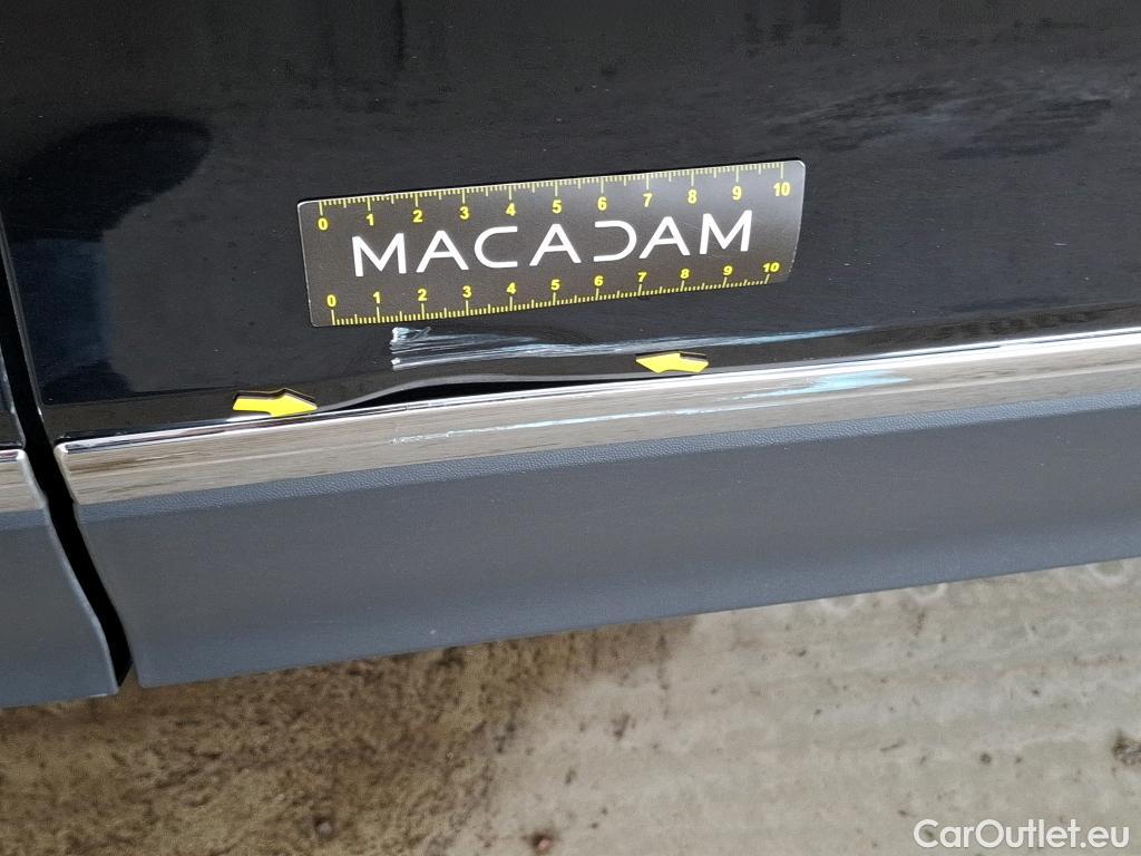  Volkswagen  Tiguan VOLKSWAGEN  / 2016 / 5P / SUV 2.0 TDI 150 DSG7 Confortline Business #2