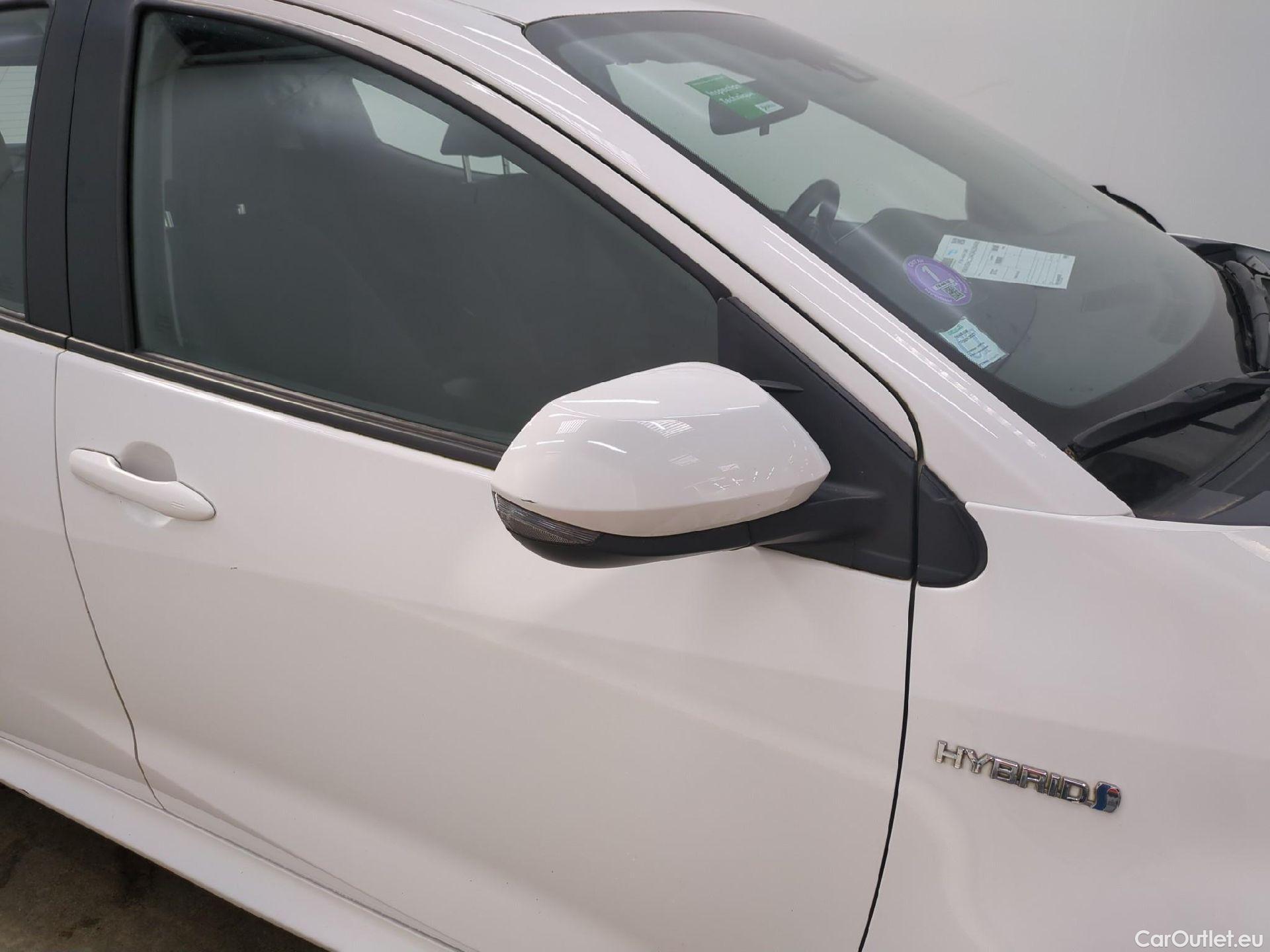  Toyota  Yaris TOYOTA  Hybride / 2019 / 5P / Berline Hybride 116h France #36