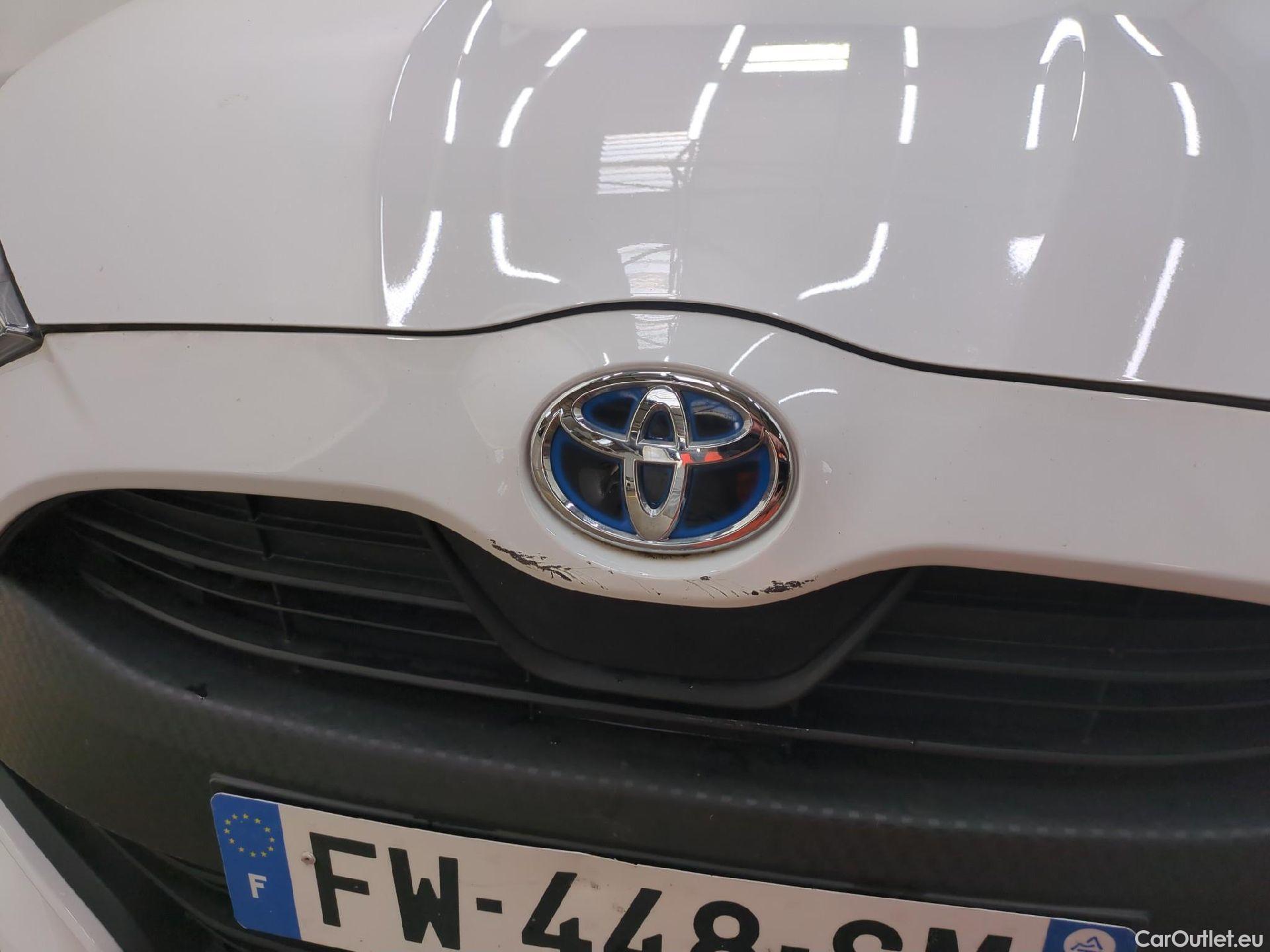  Toyota  Yaris TOYOTA  Hybride / 2019 / 5P / Berline Hybride 116h France #18