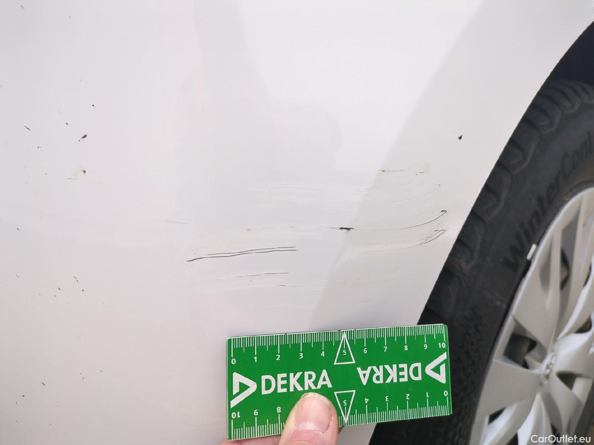  Toyota  Yaris TOYOTA  Hybride / 2019 / 5P / Berline Hybride 116h France #21