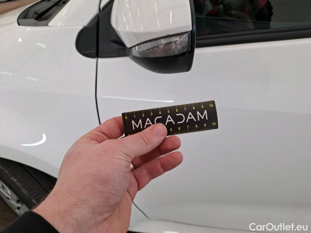  Toyota  Yaris TOYOTA  Hybride / 2019 / 5P / Berline Hybride 116h Dynamic Business Beyond Zer #26