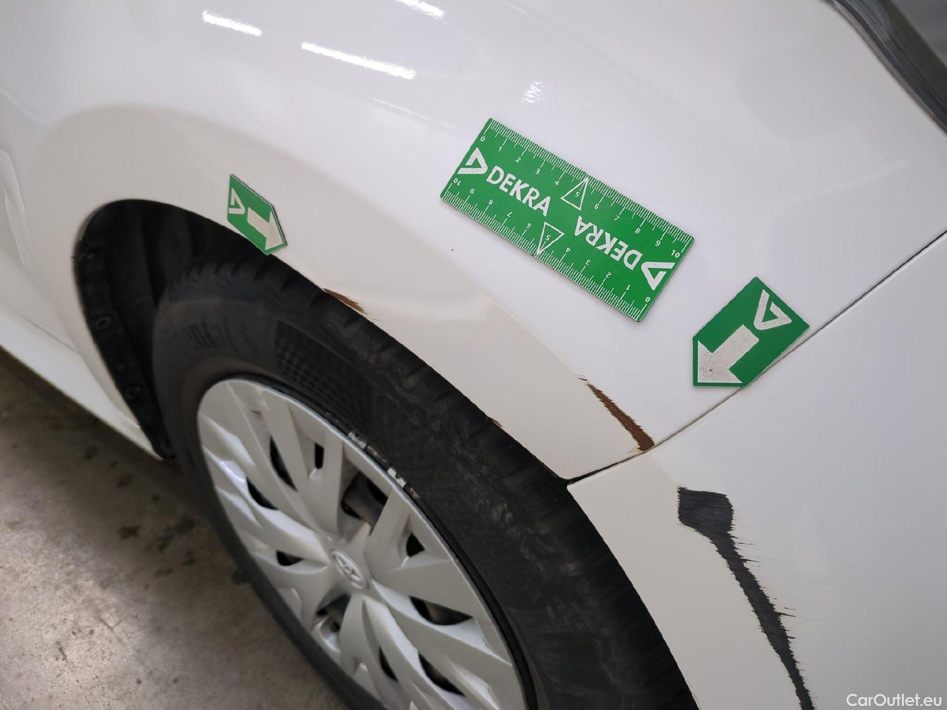  Toyota  Yaris TOYOTA  Hybride / 2019 / 5P / Berline Hybride 116h France #37