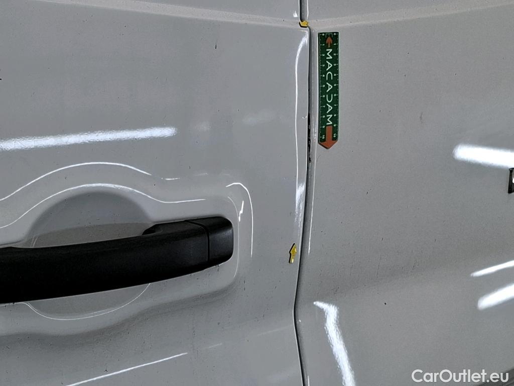  Renault  Trafic  III Fourgon L2H1 3T Grand Confort 2.0 dCi 130CV BVM6 E6d #2