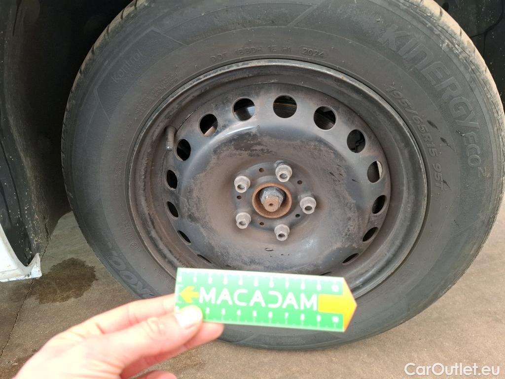  Renault  Kangoo  II Express Maxi Extra (Série Spéciale) 1.5 dCi 95CV BVM6 E6dT #43