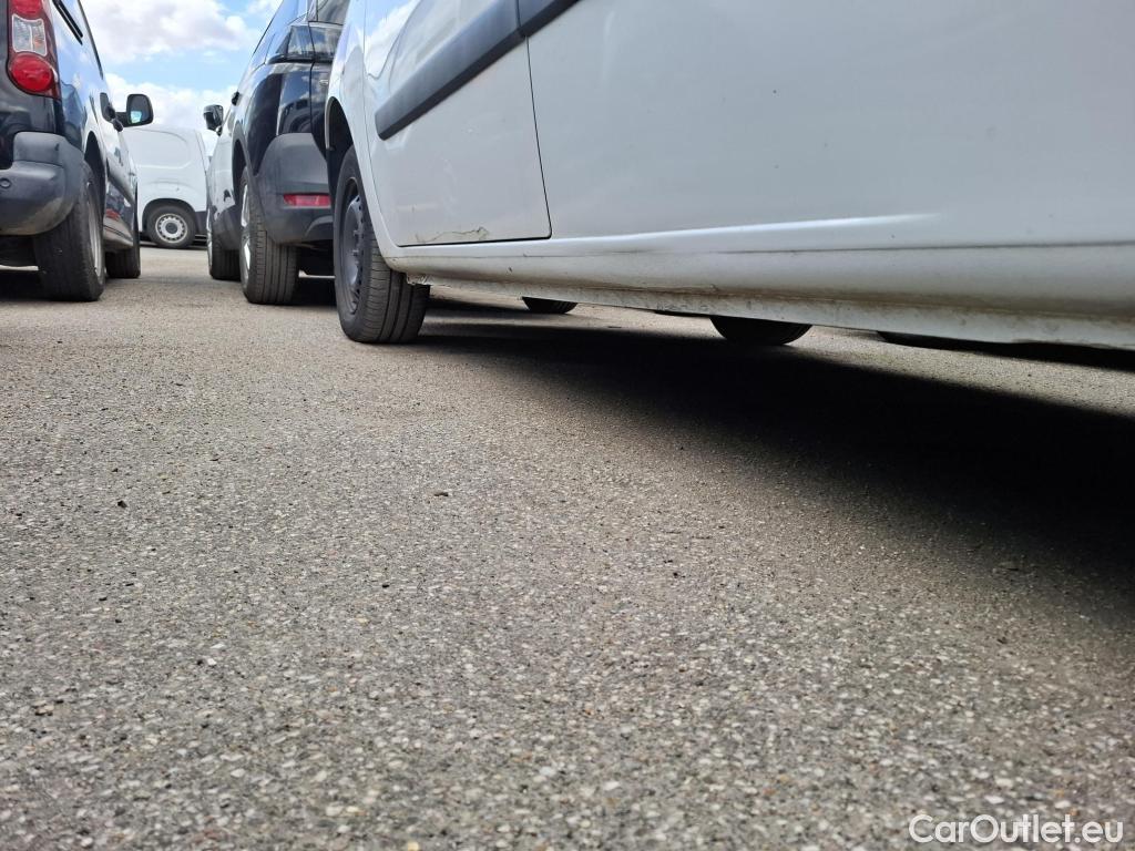  Renault  Kangoo  II Express Maxi Extra (Série Spéciale) 1.5 dCi 95CV BVM6 E6dT #35