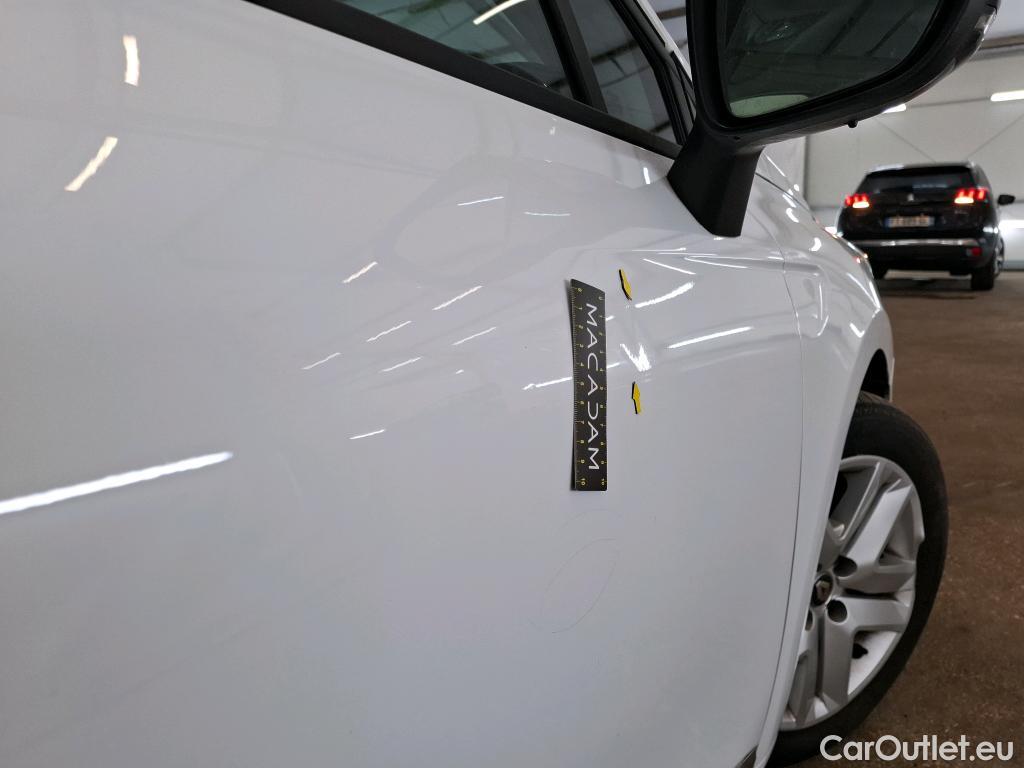  Renault  Clio  V Business Réversible 1.6 E-TECH Hybrid 140CV BVA6 E6d #5