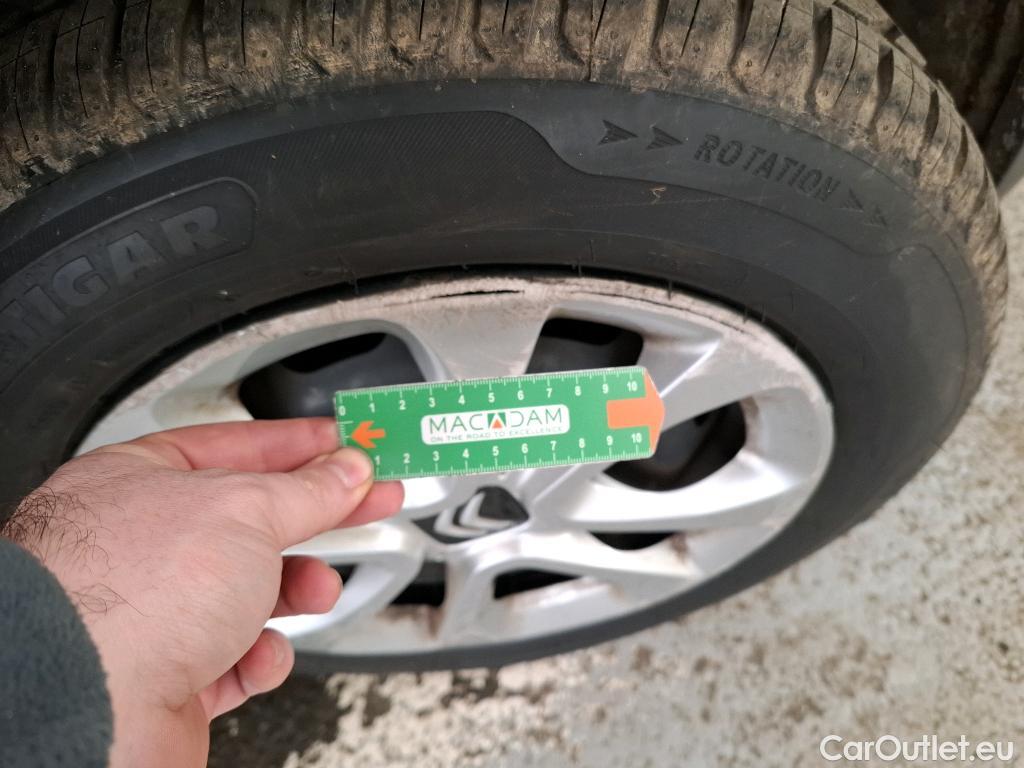  Citroen  C3 CITROEN  Société / 2020 / 5P / Berline / VU BlueHDi 100 S&S BVM6 Feel #47