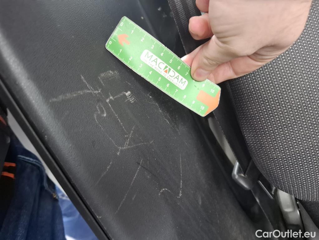  Citroen  C3 CITROEN  Société / 2020 / 5P / Berline / VU BlueHDi 100 S&S BVM6 Feel #51