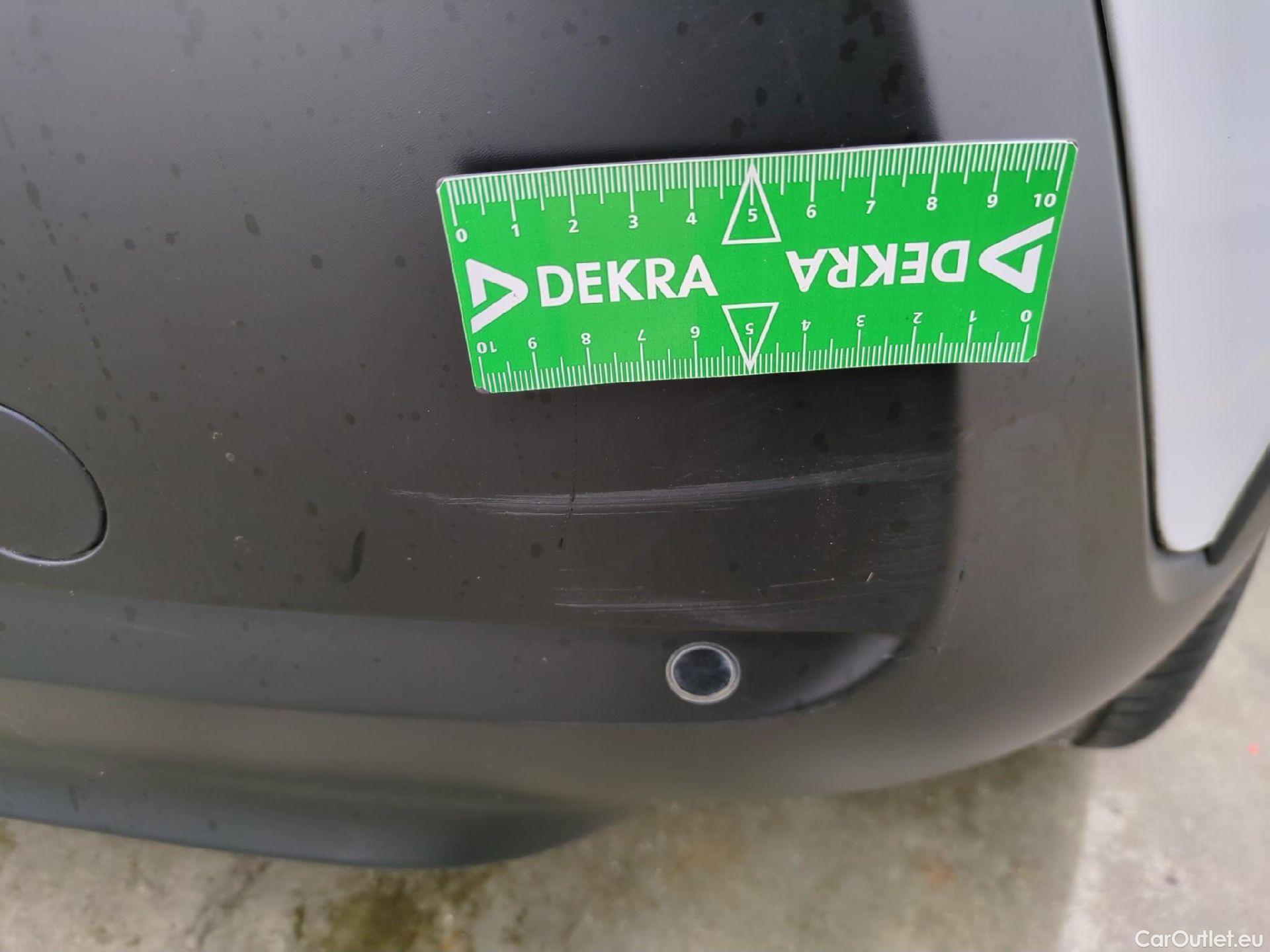  Citroen  C3  Société / 2020 / 5P / Berline / VU BlueHDi 100 S&S BVM6 Feel Nav #36