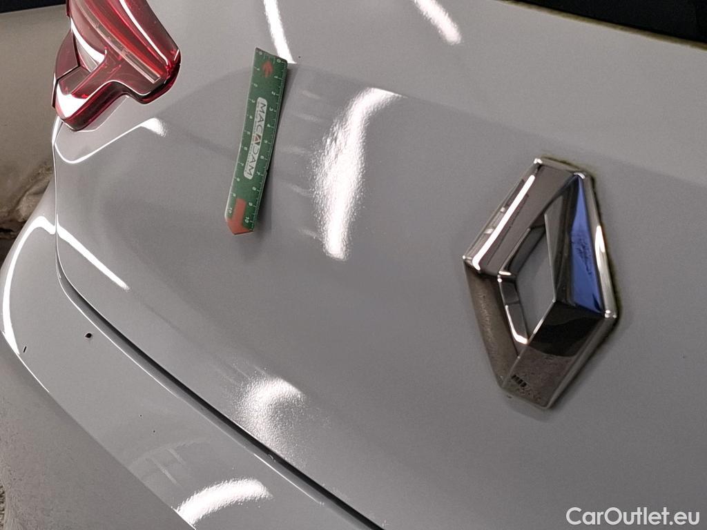  Renault  Clio  V Evolution Réversible 1.5 dCi 100CV BVM6 E6d #8