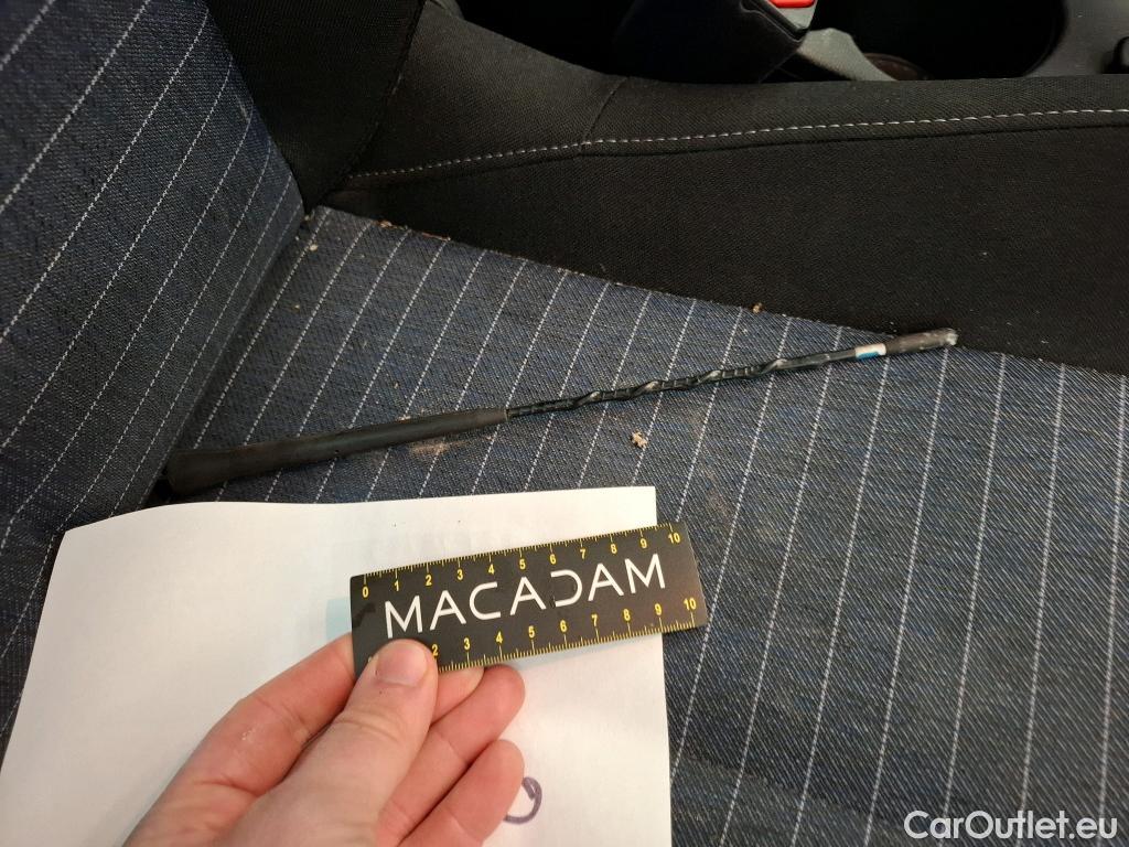  Peugeot  208  Premium 1.2 PureTech 75CV BVM5 E6d #25