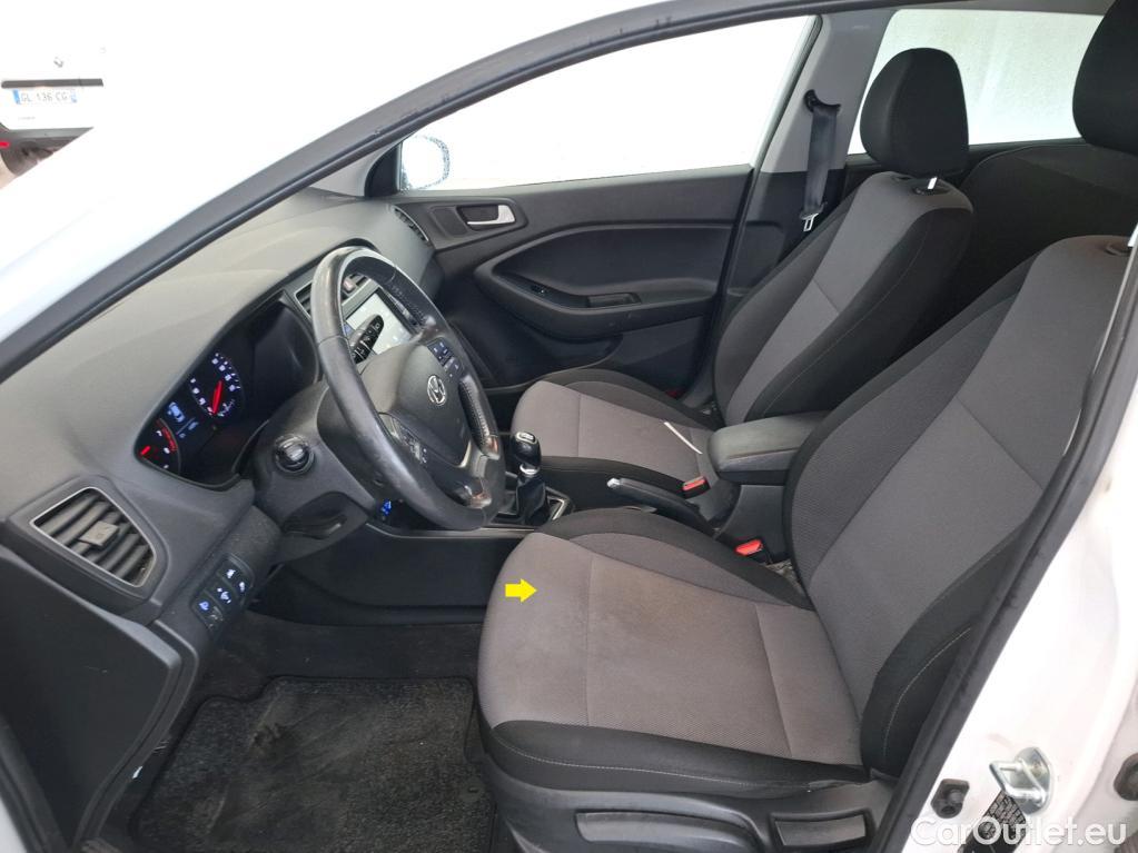 Hyundai  i20  Intuitive 1.2 85CV BVM5 E6 / TRANSFO VP VF
 #11