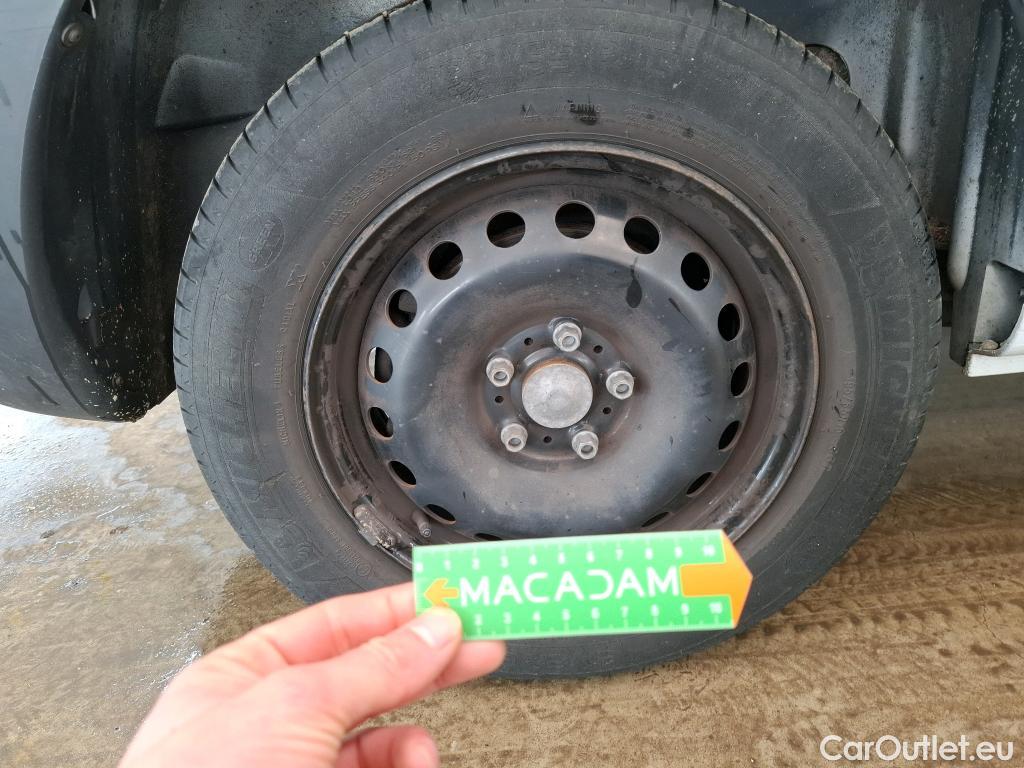  Renault  Kangoo  II Express Maxi Extra (Série Spéciale) 1.5 dCi 95CV BVM6 E6dT #57