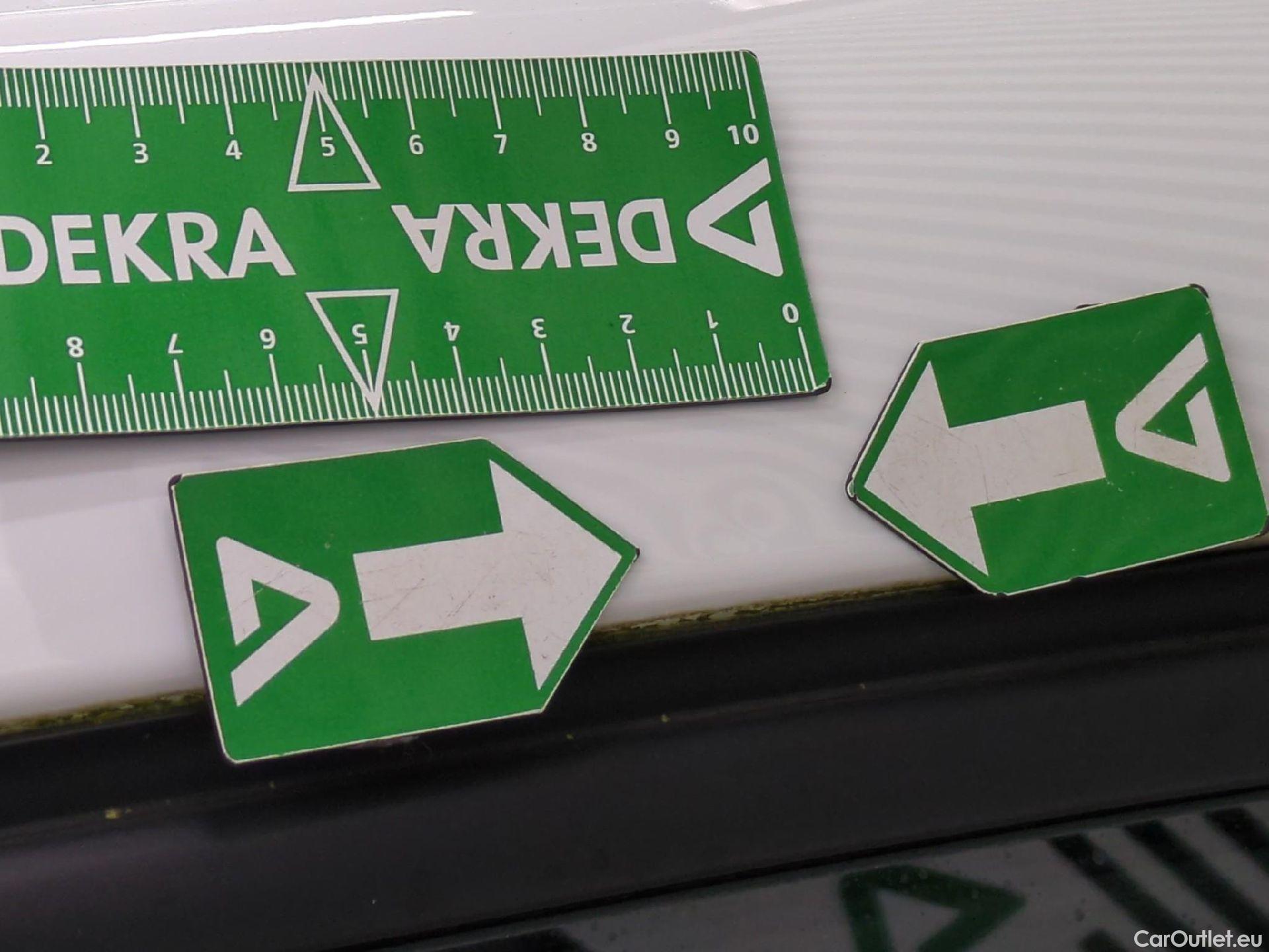  Citroen  C3  Société / 2020 / 5P / Berline / VU BlueHDi 100 S&S BVM6 Feel Nav #33