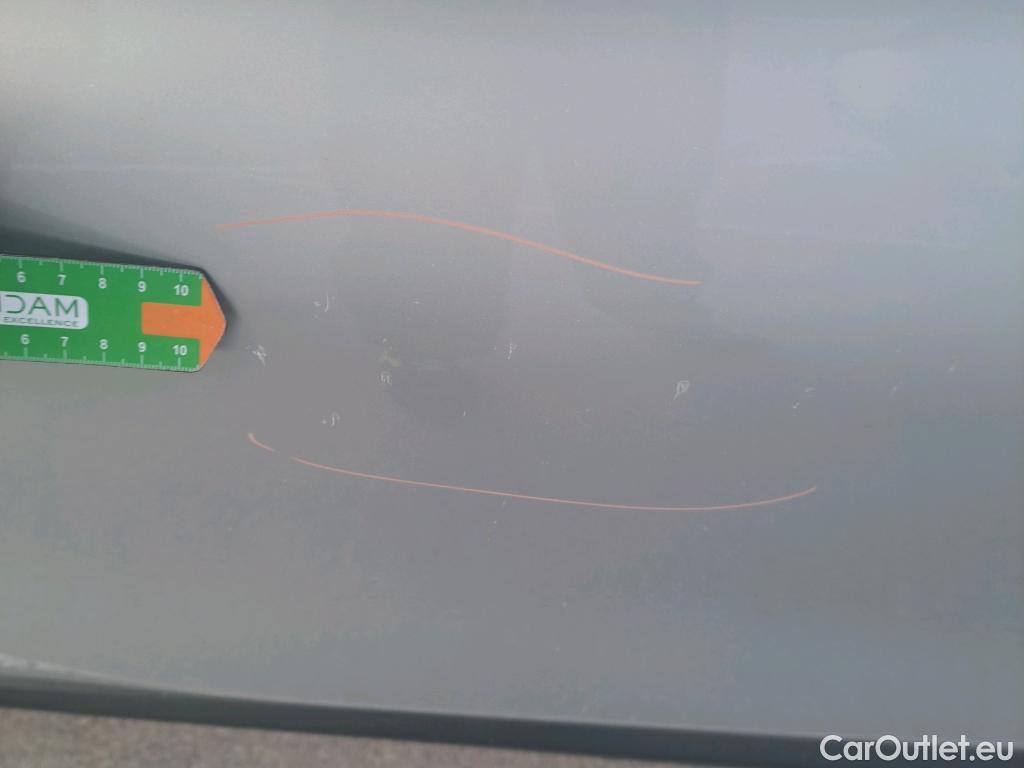  Bmw  X1 BMW  / 2019 / 5P / todoterreno sDrive16d Business #18