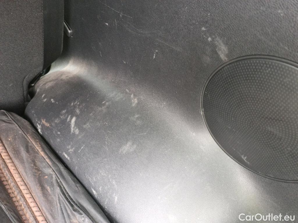  KIA  Sportage KIA  / 2018 / 5P / todoterreno 1.6 MHEV Concept 85kW (115CV) 4x2 #23