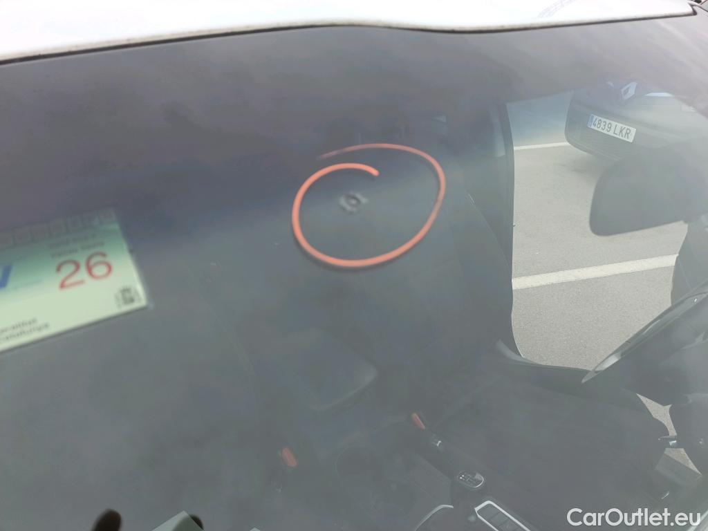  KIA  Sportage KIA  / 2018 / 5P / todoterreno 1.6 MHEV Concept 85kW (115CV) 4x2 #2