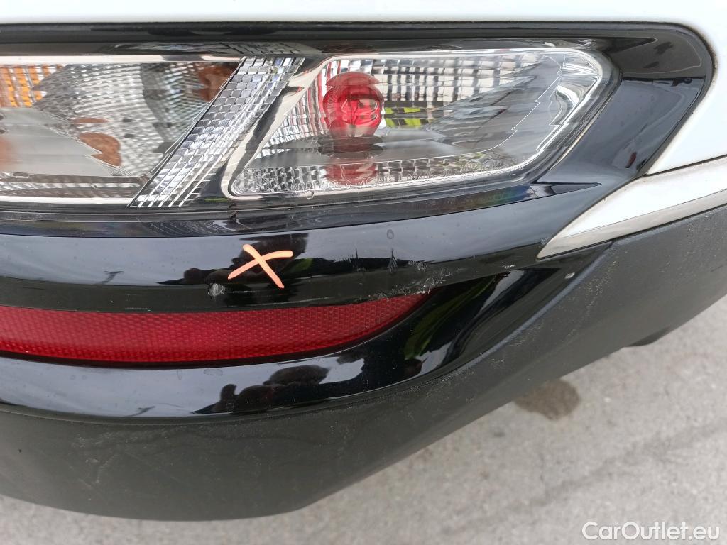  KIA  Sportage KIA  / 2018 / 5P / todoterreno 1.6 MHEV Concept 85kW (115CV) 4x2 #27