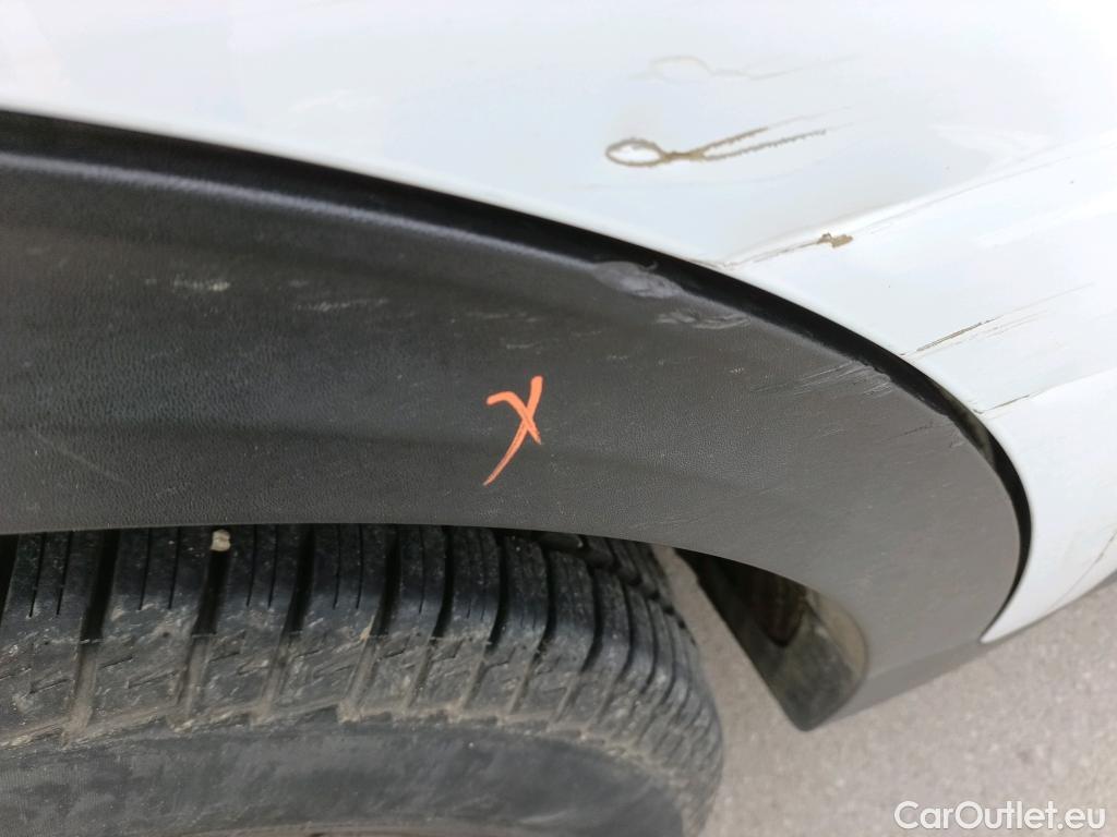  KIA  Sportage KIA  / 2018 / 5P / todoterreno 1.6 MHEV Concept 85kW (115CV) 4x2 #32