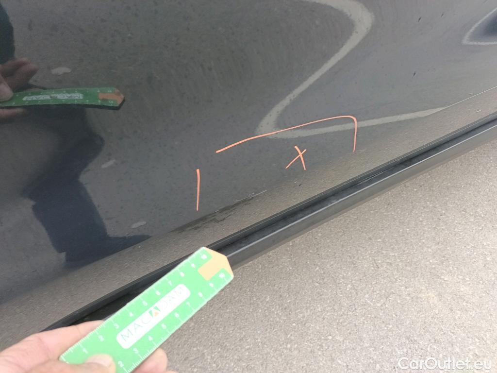  KIA  Sportage KIA  1.6MHEV Drive 100kW(136CV) 4x2(Crist Tintados) #4