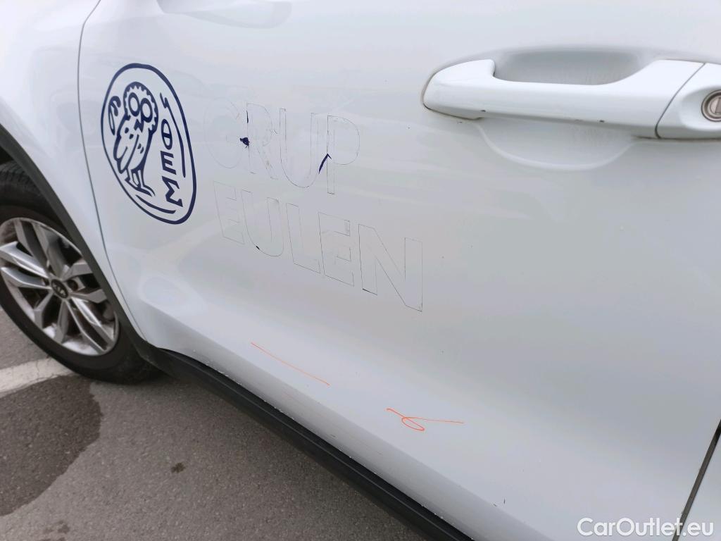  KIA  Sportage KIA  / 2018 / 5P / todoterreno 1.6 MHEV Concept 85kW (115CV) 4x2 #7