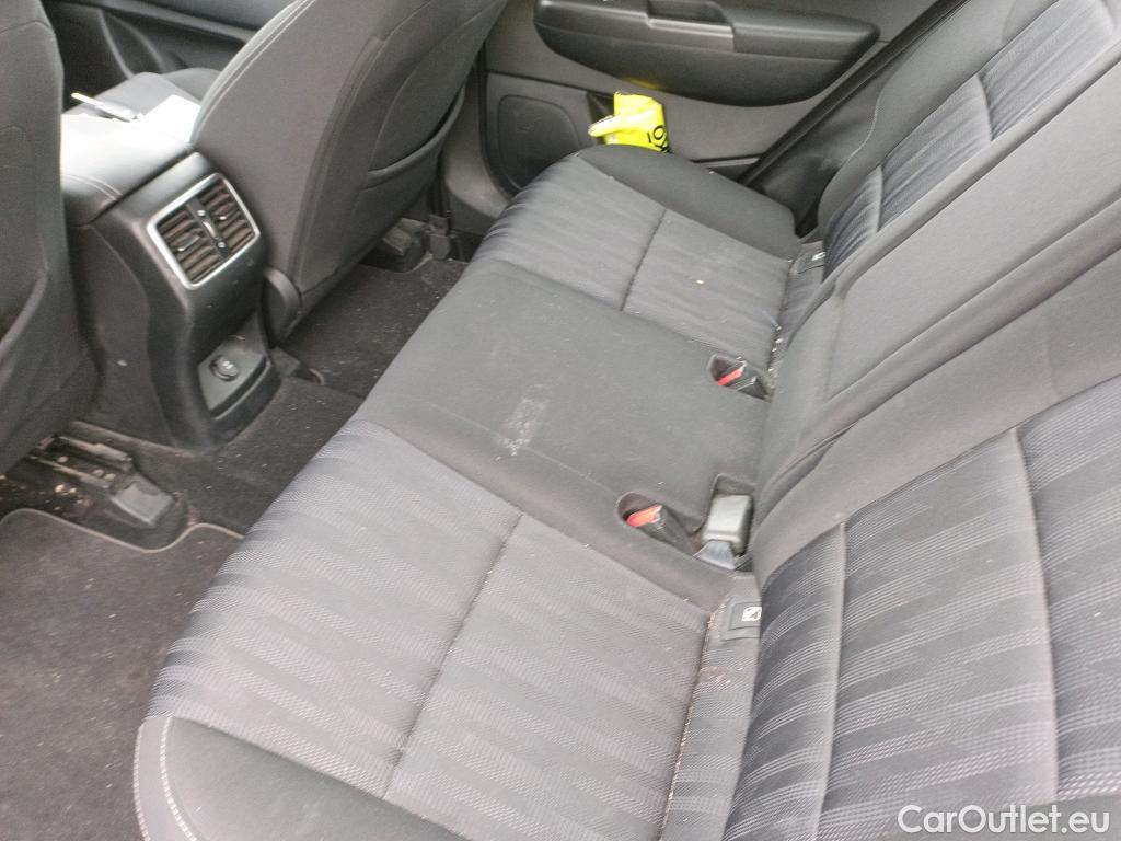  KIA  Sportage KIA  / 2018 / 5P / todoterreno 1.6 MHEV Concept 85kW (115CV) 4x2 #14