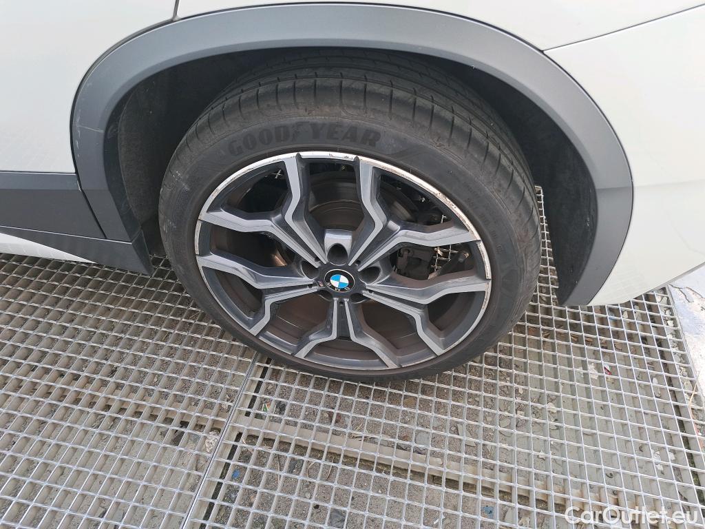  Bmw  X2 BMW  / 2017 / 5P / todoterreno sDrive18d #3
