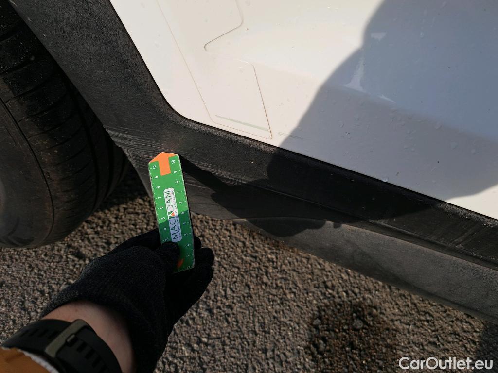  Hyundai  Tucson HYUNDAI  / 2018 / 5P / todoterreno 1.6 CRDI 85kW (116CV) 48V SLE 4X2(SP)(SL) #36