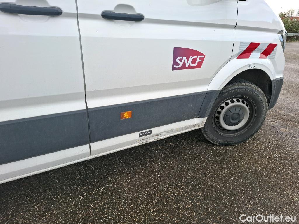  Volkswagen  Crafter  Fourgon Fourgon 35 mittlerer Radstand mit Hochdach FWD 2.0 140CV BVM6 #5