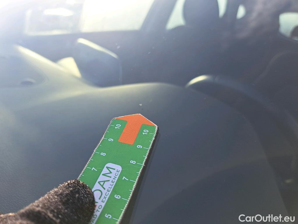  Hyundai  Tucson HYUNDAI  / 2018 / 5P / todoterreno 1.6 CRDI 85kW (116CV) 48V SLE 4X2(SP)(SL) #1