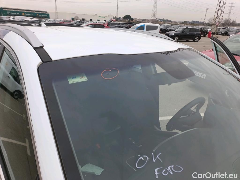  KIA  Sportage KIA  / 2018 / 5P / todoterreno 1.6 MHEV Concept 85kW (115CV) 4x2 #1