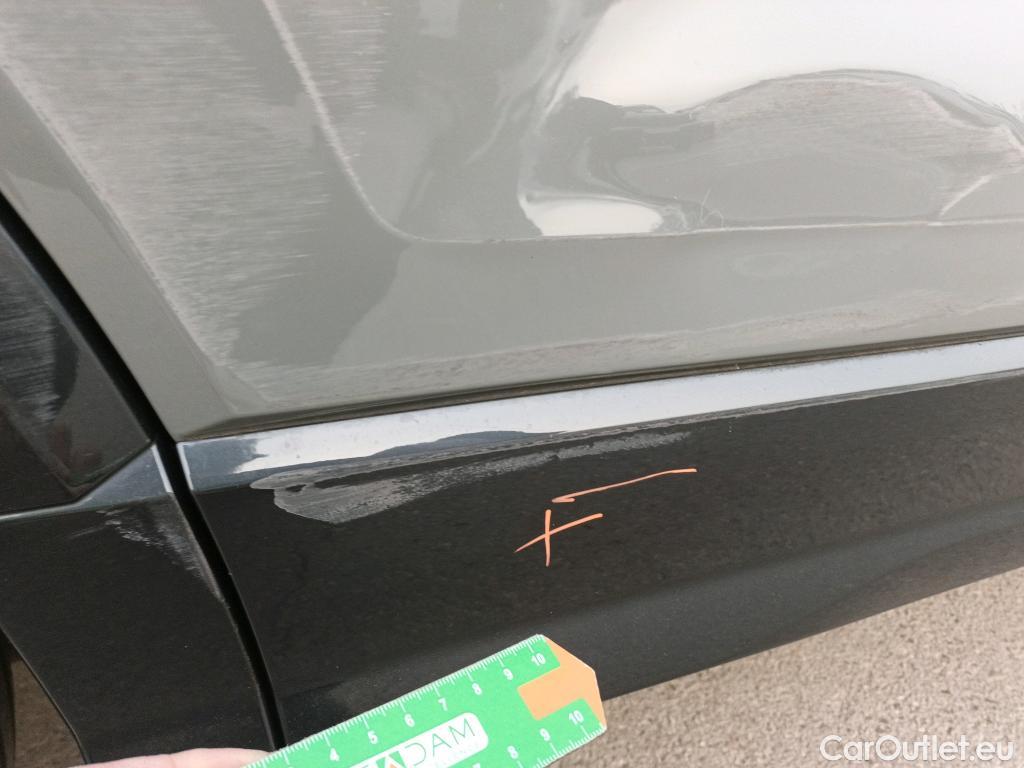  Audi  Q2 AUDI  / 2016 / 5P / todoterreno Design 30 TFSI 85kW (116CV) #20