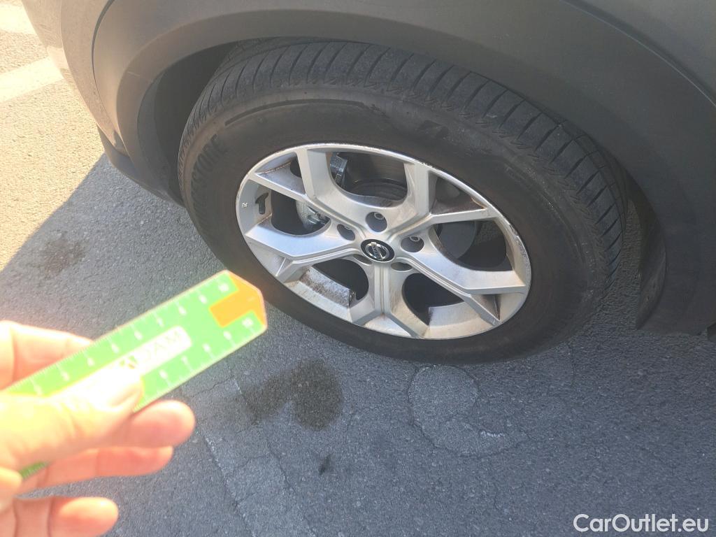  Nissan  Juke NISSAN  / 2019 / 5P / crossover DIG-T 84 kW (114 CV) DCT 7 V N-Connecta (AC2) #4