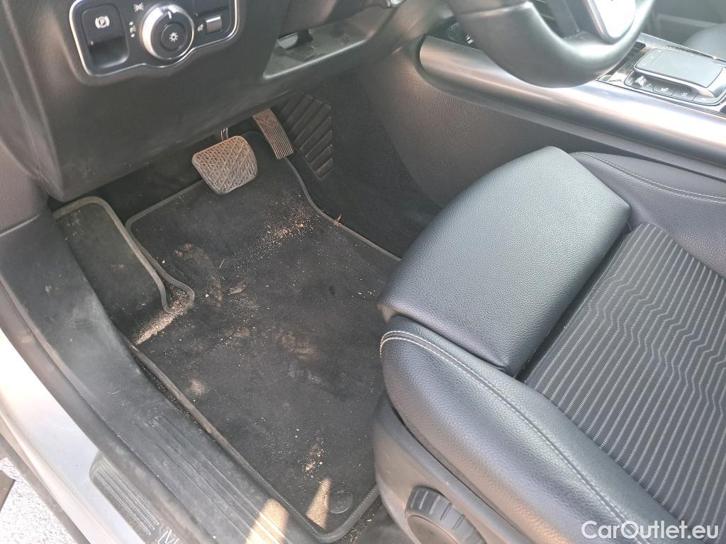  Mercedes  GLA MERCEDES-BENZ  / 2020 / 5P / todoterreno  250 e #8