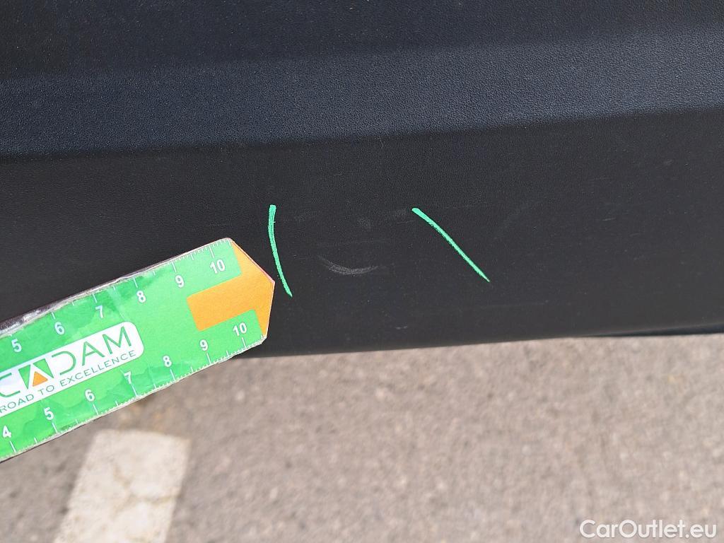  Peugeot  2008 PEUGEOT  / 2019 / 5P / todoterreno Active BlueHDI 81kW (110CV) #10