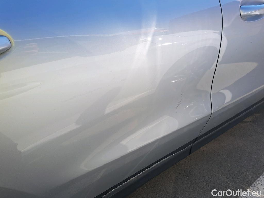  Mercedes  GLA MERCEDES-BENZ  / 2020 / 5P / todoterreno  250 e #16