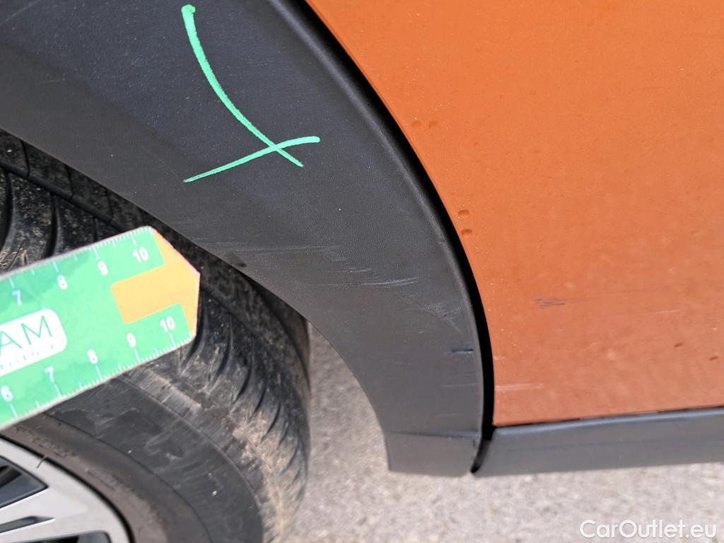  Peugeot  2008 PEUGEOT  / 2019 / 5P / todoterreno Active BlueHDI 81kW (110CV) #28