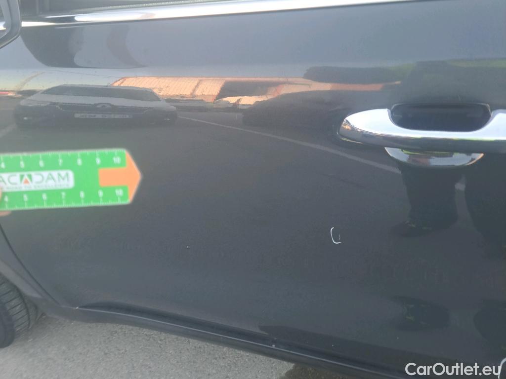  KIA  Sportage KIA  / 2018 / 5P / todoterreno 1.6 MHEV Drive Plus 100kW (136CV) 4x2 #3