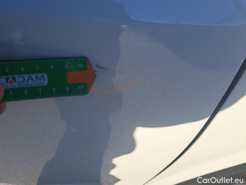  Nissan  Qashqai NISSAN  / 2021 / 5P / todoterreno DIG-T 103kW (140CV) mHEV 4x2 Acenta #28