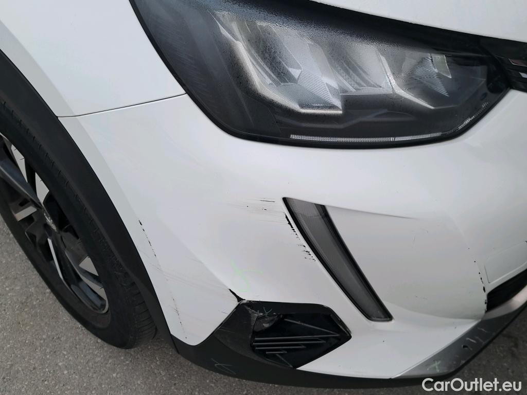  Peugeot  2008 PEUGEOT  / 2019 / 5P / todoterreno Allure BlueHDI 100 S&S BVM6 (AC) #13