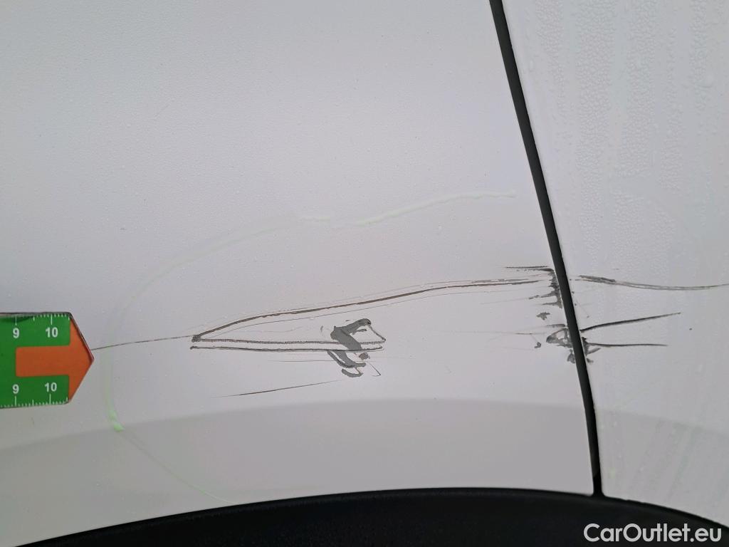  Peugeot  2008 PEUGEOT  / 2019 / 5P / todoterreno Allure BlueHDI 100 S&S BVM6 (AC) #6