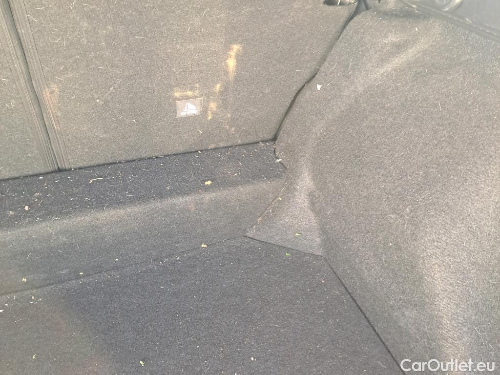  Nissan  Qashqai NISSAN  / 2021 / 5P / todoterreno DIG-T 103kW (140CV) mHEV 4x2 Acenta #4